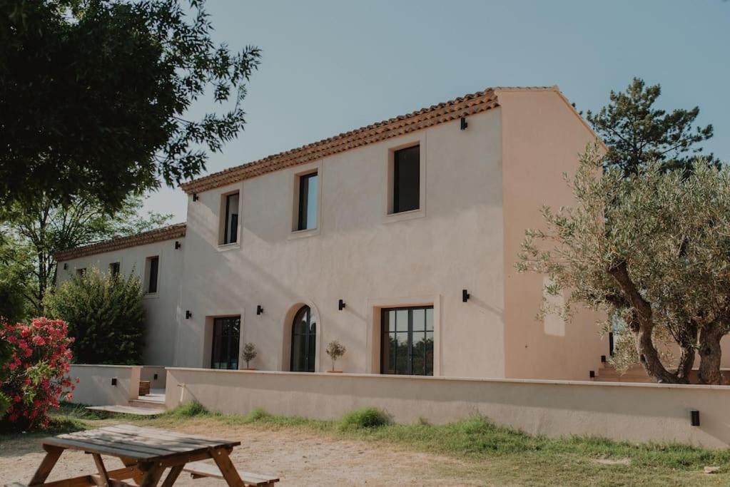 Terre Ugo - Studio Campagne Aixoise #6 Aix-en-Provence Exterior photo